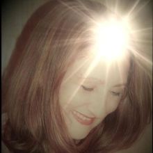 Christine - Liebe & Partnerschaft - Tarot & Kartenlegen - Beruf & Karriere - Medium & Channeling