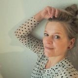 Medium Antje